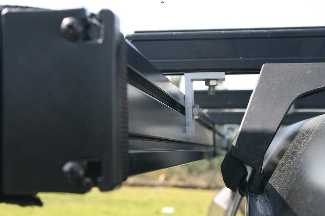 James Baroud side awning Classic 250