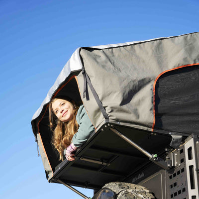 Alu-Cab ModCAP Compact Camper DC